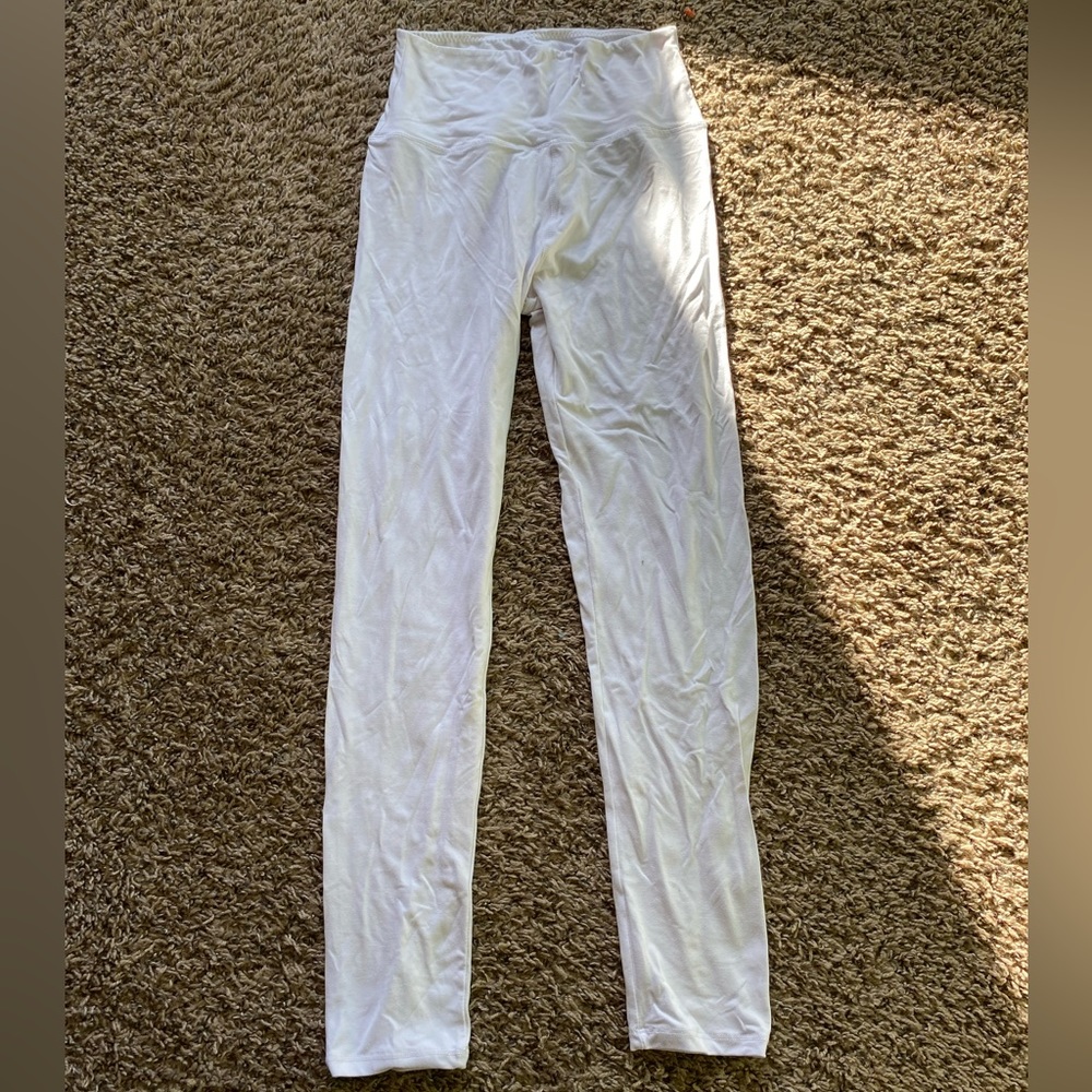 white leggings